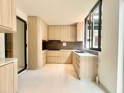 Whitley Road (D11), Semi-Detached #488904681